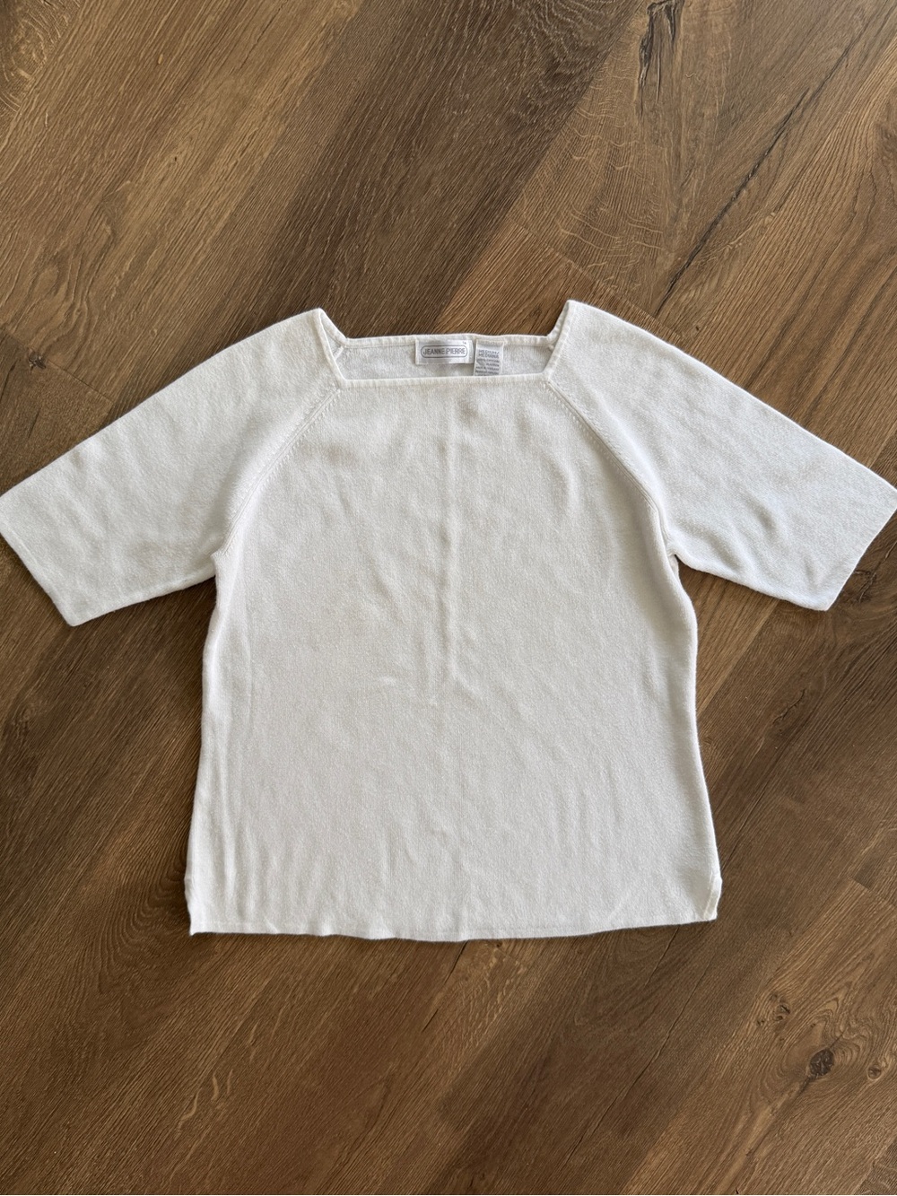Vintage JEANNE PIERRE Ivory Short-Sleeve Square-Neck Knit Top